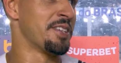 Lucas Veríssimo não reclama de protestos: “Aqui é pressão” - 2026-04-22 22:14:46