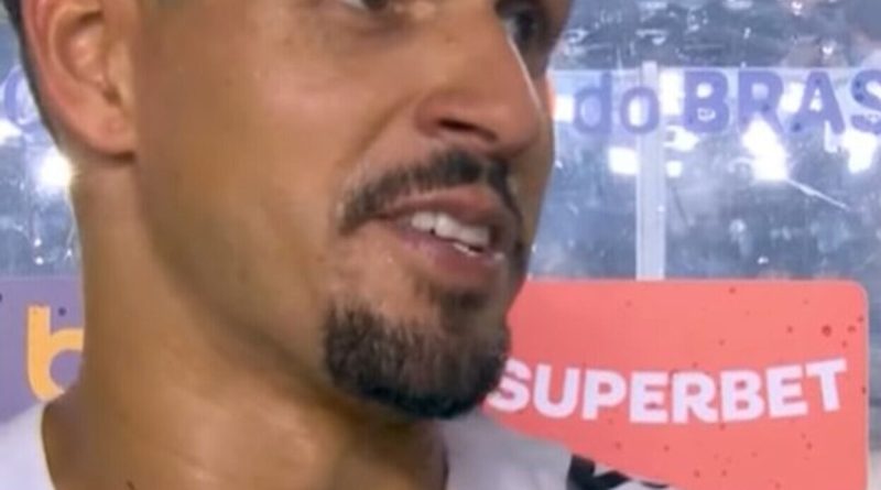 Lucas Veríssimo não reclama de protestos: “Aqui é pressão” - 2026-04-22 22:14:46