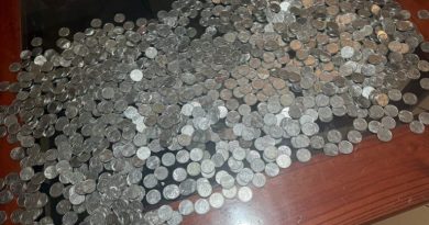 Motorista tem carro guinchado, se revolta e paga taxas com moedas em São Bernardo - 2026-04-28 16:50:12