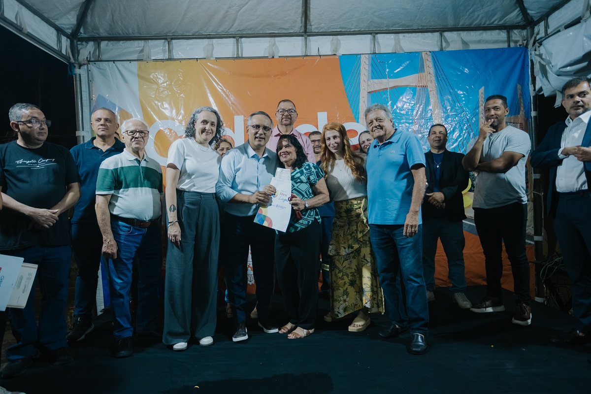 Brenner Oliveira/PMSBC São Bernardo entrega escrituras e inicia obras no Jardim Detroit