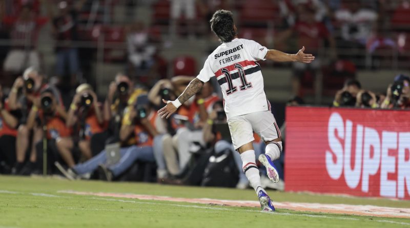 São Paulo vence Cruzeiro com 1º tempo avassalador e show de Ferreirinha - 2026-04-04 17:38:52
