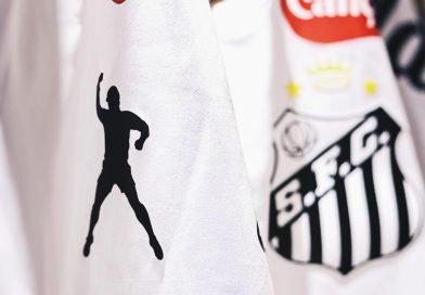 Veja o uniforme do Santos com ação comemorativa com Pelé - 2026-04-11 14:59:22