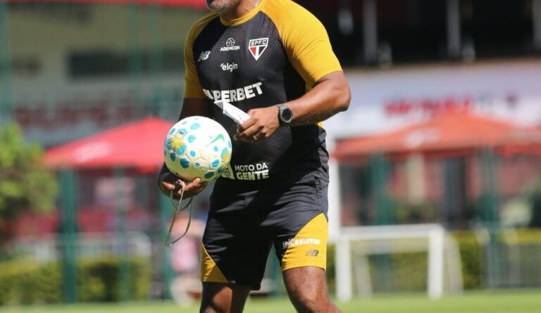 Confira a provável escalação  do São Paulo contra o Bahia - 2026-05-02 16:09:08