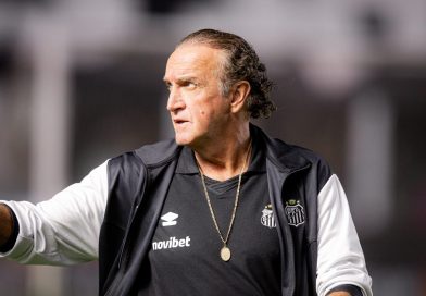 Cuca reclama da atuação santista: “Muito ruim”