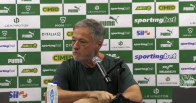 Diretor do Palmeiras reclama do gol anulado do Fuchs: “De quem vai ser essa responsabilidade?”