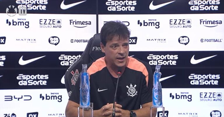 Fernando Diniz exalta superação na altitude: “Cara de Corinthians”