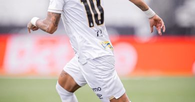 Neymar desconversa sobre lesão: “Não tem problema nenhum”