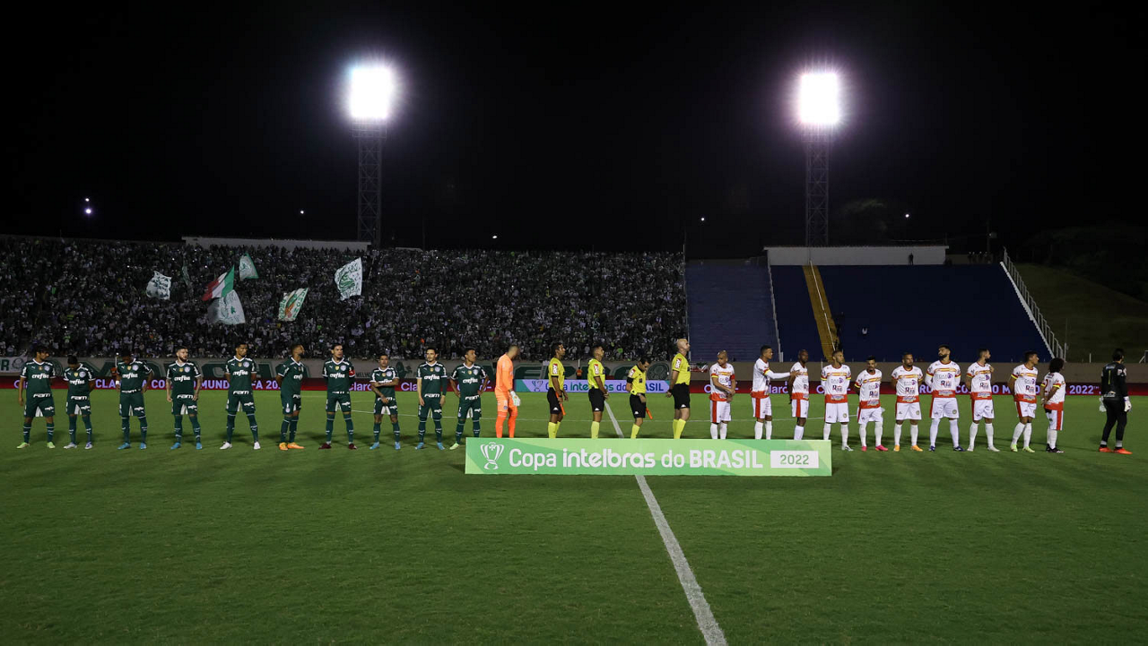 Palmeiras defende invencibilidade de 68 anos em Londrina