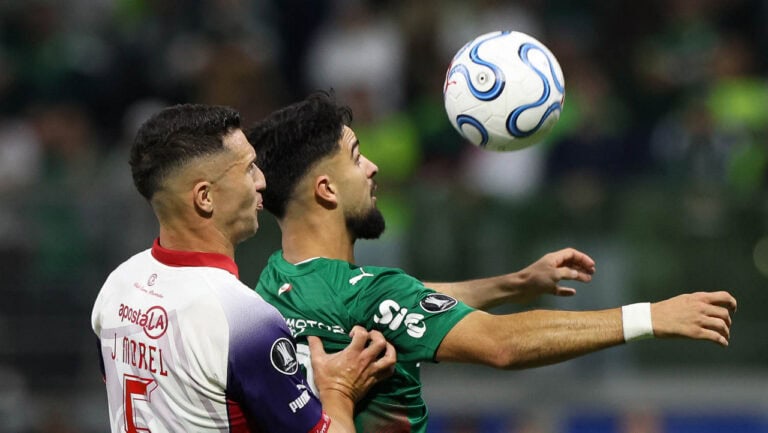 Palmeiras é derrotado e se complica na Libertadores