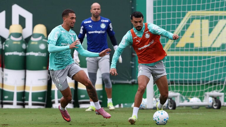 Palmeiras mira em Flamengo e pode ter Felipe Anderson de volta