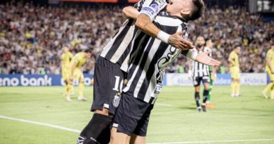 Santos leva empate no fim do Recoleta e segue em crise