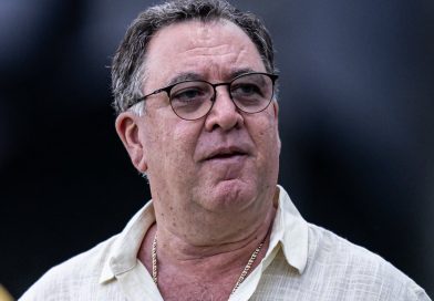 Santos: Marcelo Teixeira é cobrado por estudante