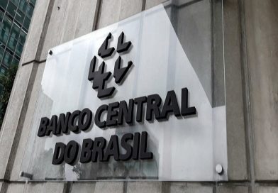 Copom corta Selic para 14,25% e divide economistas sobre próximos passos