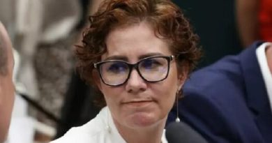 Justiça italiana nega extradição de Carla Zambelli ao Brasil