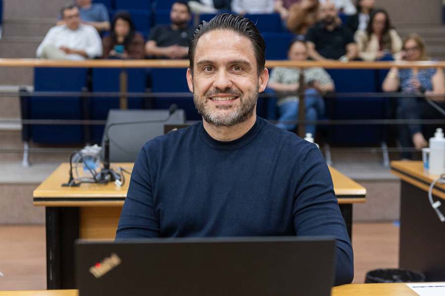 Divulgação Daniel Córdoba apresenta medida para proteger mulheres