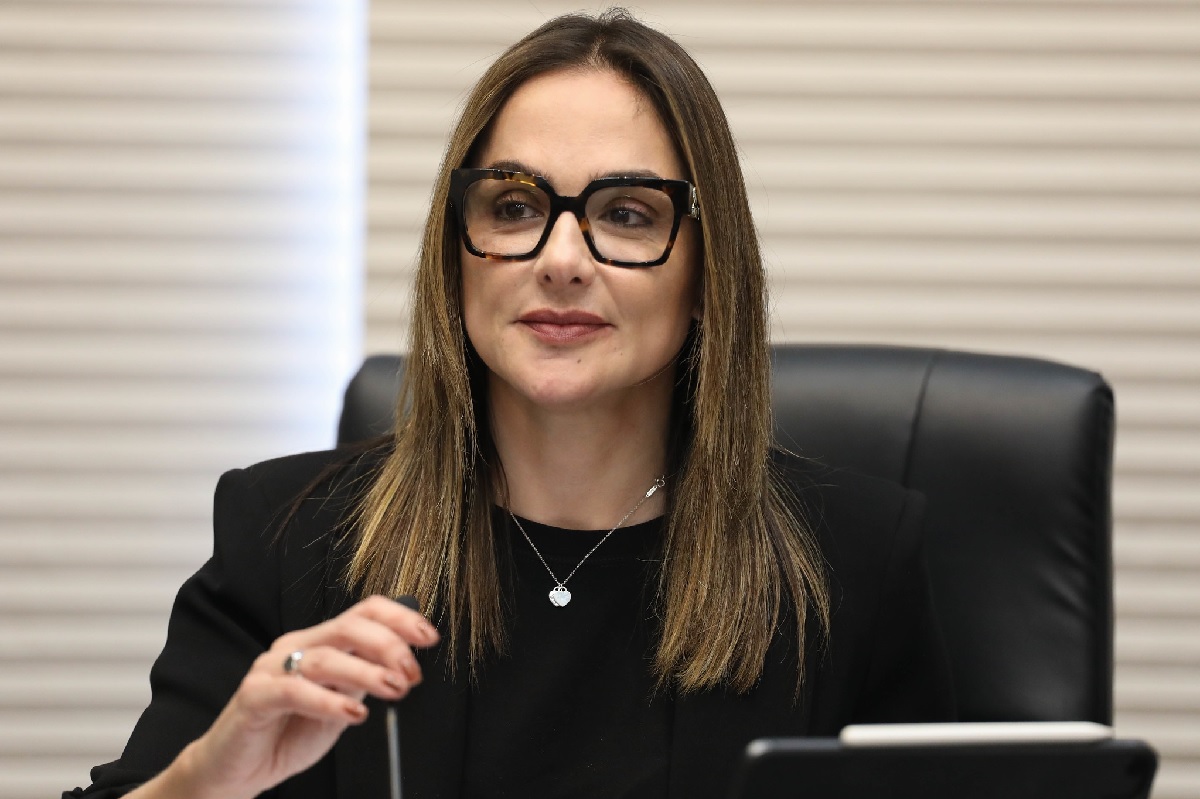 Divulgação/Alesp Ana Carolina Serra comemora criação da lei do Pix Pensão Alimentícia