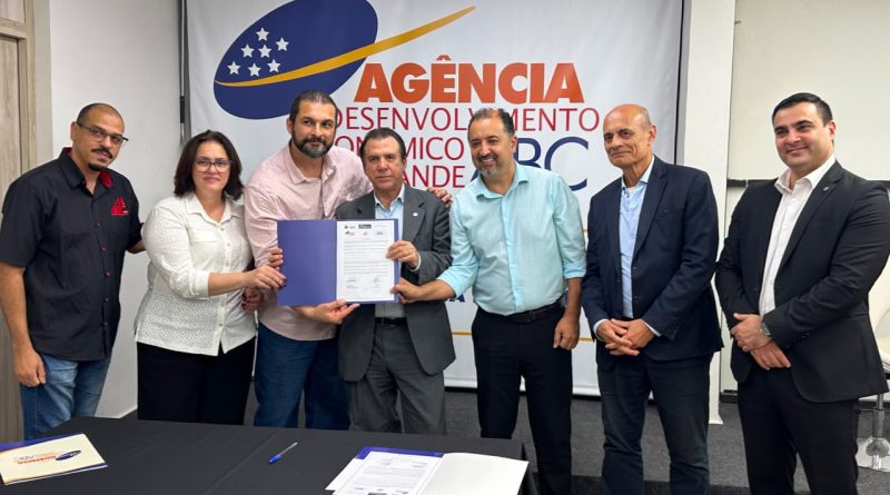 Grande ABC avança na agenda de qualificação profissional com Escola do Trabalhador 4.0 em Mauá, Santo André e com Metalúrgicos da CUT