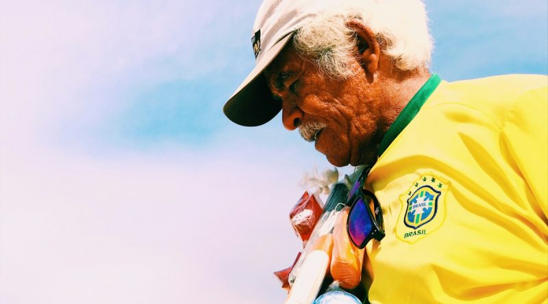 Rio Grande da Serra orienta idosos sobre golpes e consignados