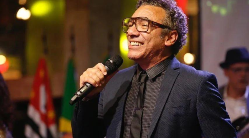 Simoninha canta sucessos de Simonal no Sesc Belenzinho